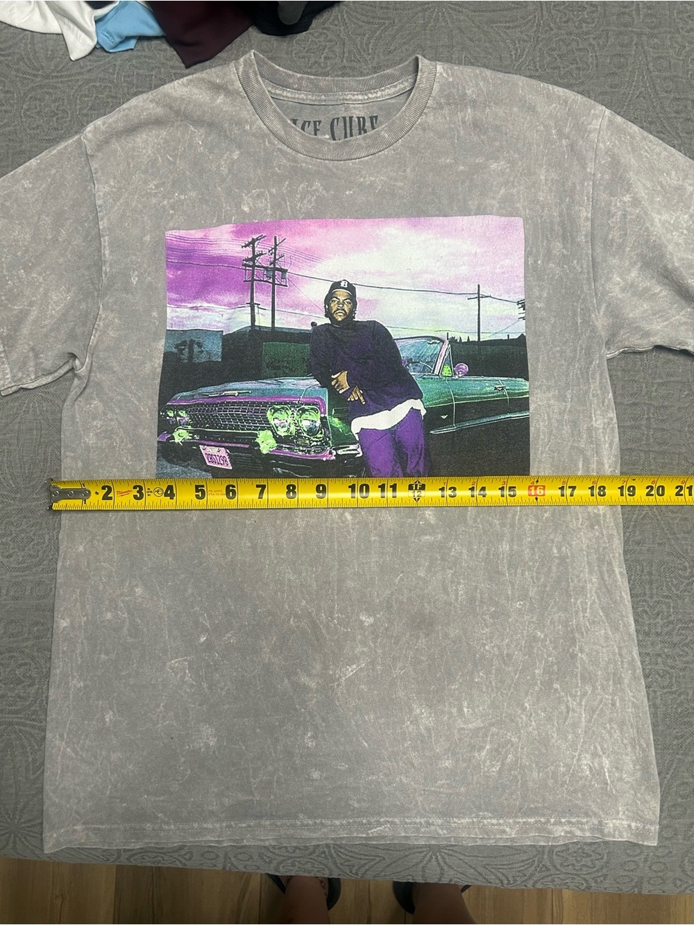 Vintage-Style Gray Graphic Tee with Purple Accent